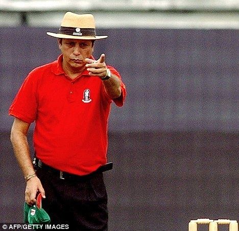 Nadir Shah (umpire) Bangladesh cricket umpire Nadir Shah banned for ten years for