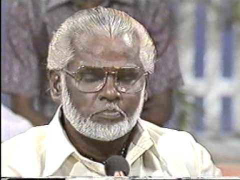Nagore E. M. Hanifa Tamil muslim songs Talaivaari Pooccudi By E M Hanifa YouTube