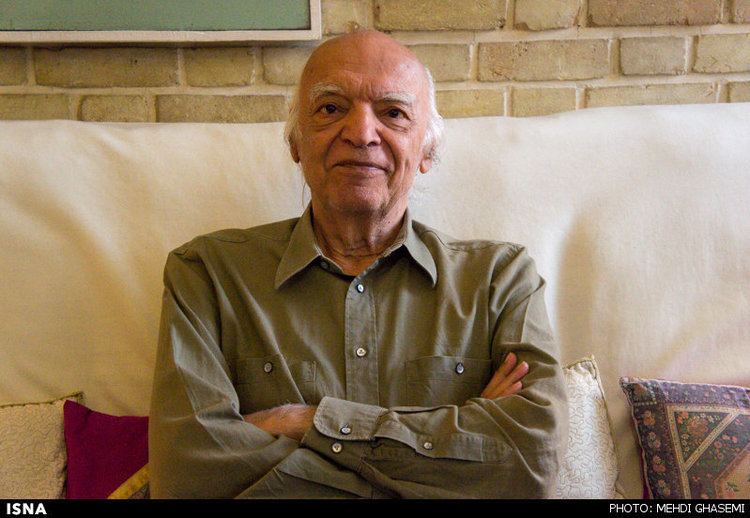 Najaf Daryabandari Writer Najaf Daryabandari honored as Living Human Treasure Tehran