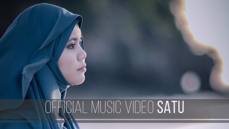 Najwa Latif Najwa Latif Satu Official Music Video YouTube
