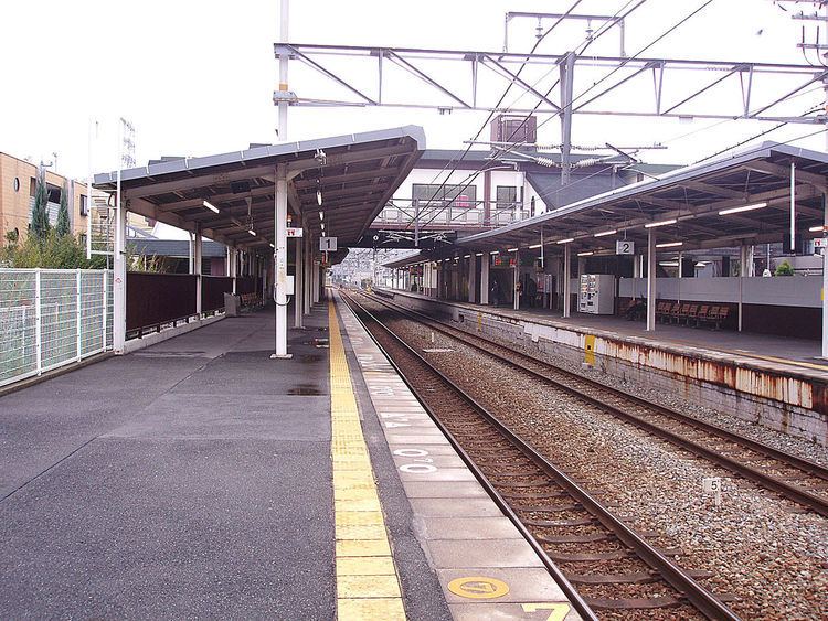 Nakayamadera Station