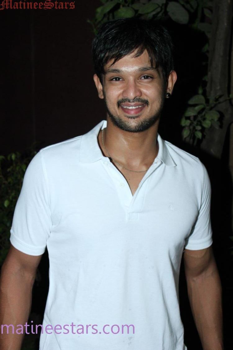 Nakul (actor) Nakul Photos Actor Gallery High Resolution Pictures 12