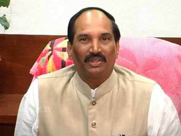 Nalamada Uttam Kumar Reddy httpswwwtelanganastateinfocomwpcontentuplo