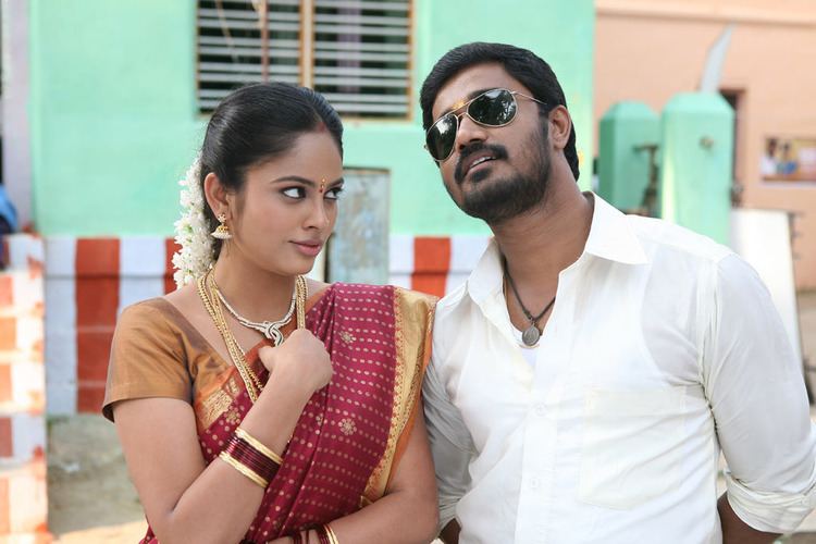 Nalanum Nandhiniyum Nalanum Nandhiniyum Movie Images iFlickz