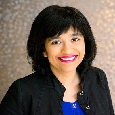 Nalini Singh (author) httpspbstwimgcomprofileimages5147138829594