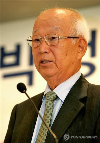 Nam Duck-woo Former Prime Minister Nam Duckwoo dies at 89 YONHAP NEWS