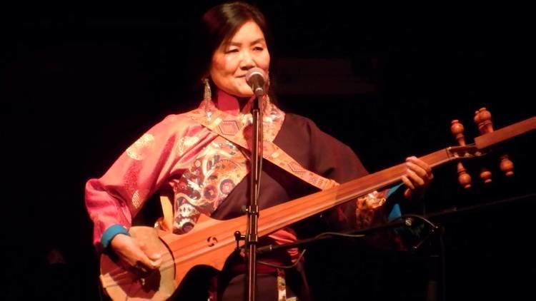 Namgyal Lhamo Koncert Namgyal Lhamo v klubu La Fabrika YouTube
