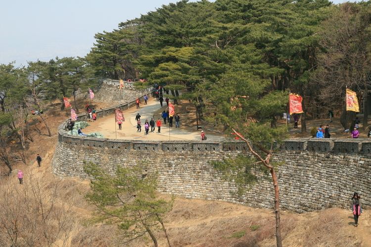 Namhansanseong Hiking in Namhansanseong Park kidsfuninseoul