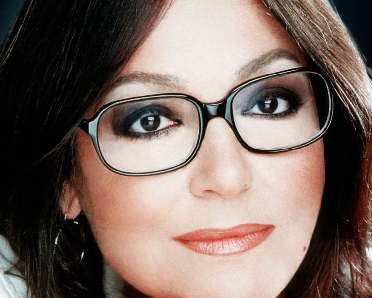 Nana Mouskouri Classify Nana Mouskouri