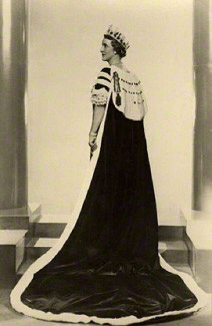 Nancy Astor, Viscountess Astor Nancy Astor Viscountess Astor The Astors Pinterest