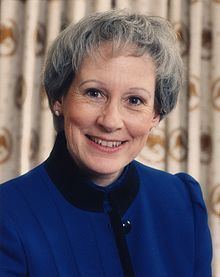 Nancy Kassebaum httpsuploadwikimediaorgwikipediacommonsthu