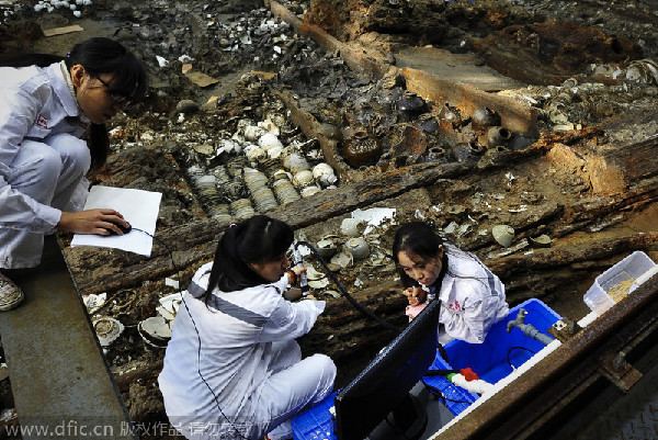Nanhai One Nanhai One Removal of silt reveals shipwreck artifactsHeritage