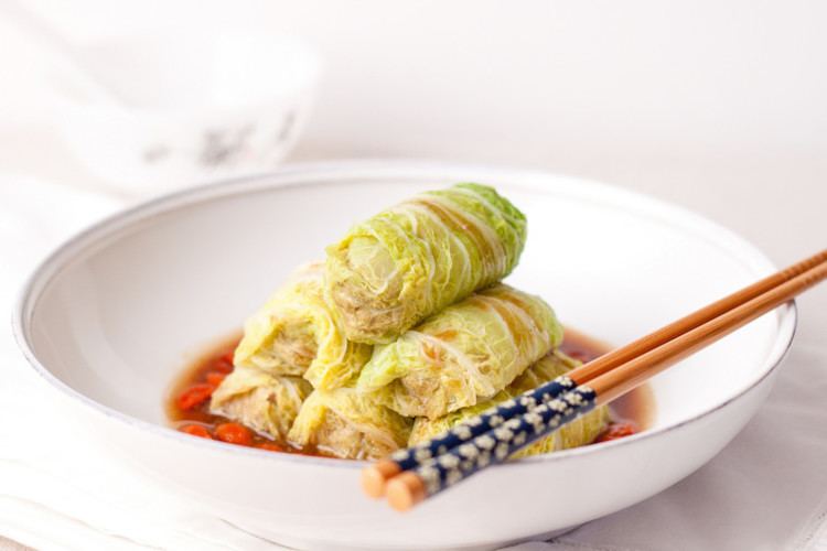 Napa cabbage 10 napa cabbage recipes that are all about that cool leafy crunch