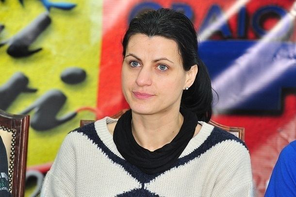Narcisa Lecușanu Narcisa Lecuanu a devenit membr n Comitetul Executiv al EHF i va