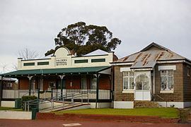 Narrogin, Western Australia httpsuploadwikimediaorgwikipediacommonsthu