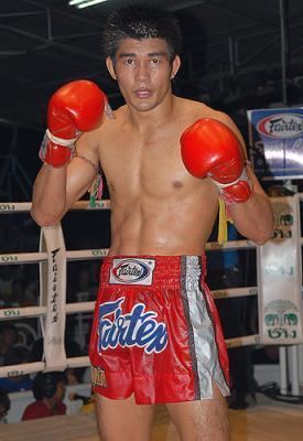 Naruepol Fairtex iskyrocknet344235103442pics1354669222smalljpg