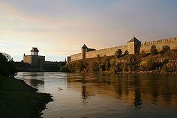Narva River httpsuploadwikimediaorgwikipediacommonsthu