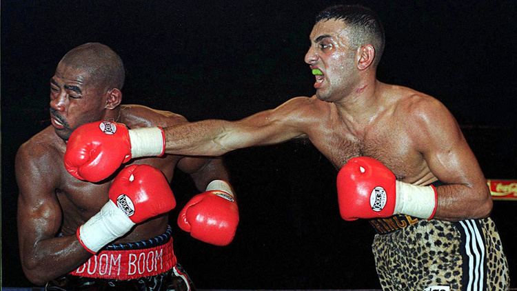 Naseem Hamed On This Day Prince Naseem Hamed unifies world featherweight titles
