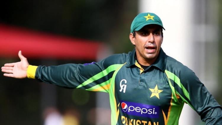 Pakistan player Nasir Jamshed suspended in PSL corruption scandal