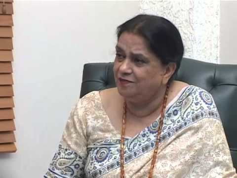 Nasreen Jalil JeayPakistan kay Saath Senator Nasreen Jalil MQM Part 4