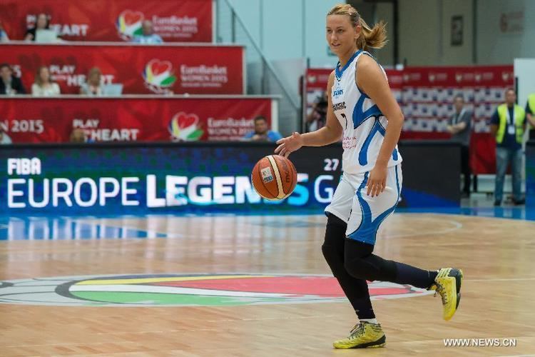 Nataša Kovačević Injured former player Natasa Kovacevic plays at EuroBasket Women