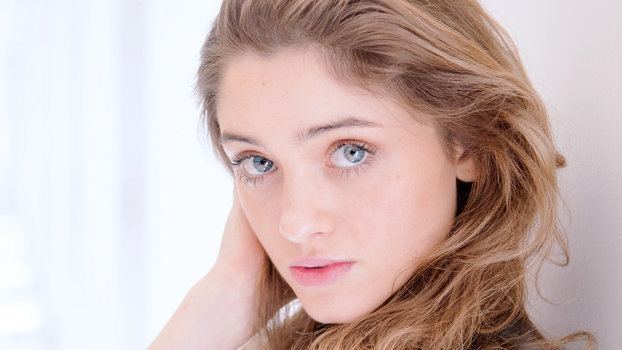 Natalia Dyer 7 Things to Know About Stranger Things Star Natalia Dyer aka Nancy