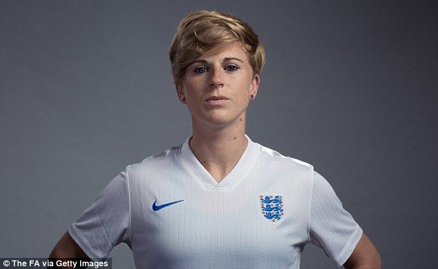 Natasha Dowie England Women head coach Mark Sampson aims to take squad