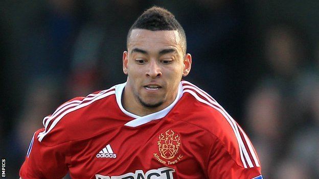 Nathan Arnold BBC Sport Cambridge United sign midfielder Nathan Arnold