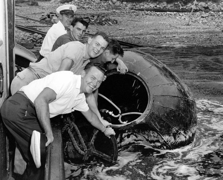 Nathan Boya Maid of the Mist crew retrieving Nathan Boyas Ball after it carried