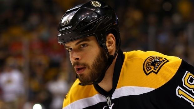 Nathan Horton Nathan Horton tells Bruins he will become a free agent reports