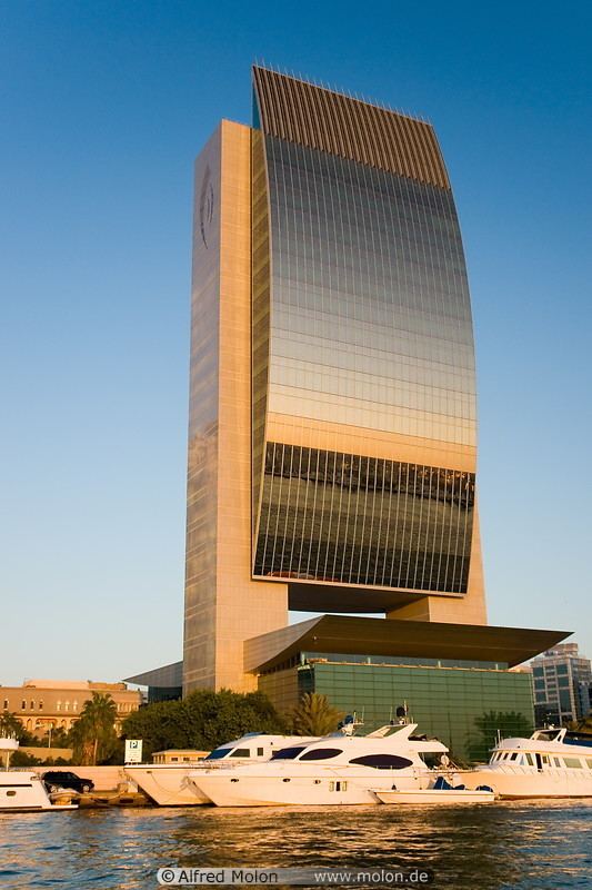 National Bank of Dubai (building) wwwmolondegalleriesUAEDubaiCreekimages0122