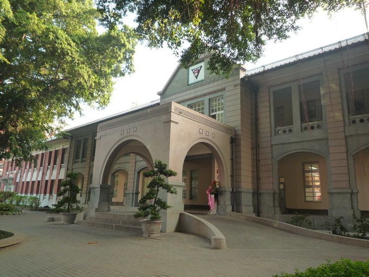 National Tainan First Senior High School