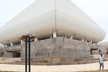 National Theatre of Ghana httpsuploadwikimediaorgwikipediacommonsthu