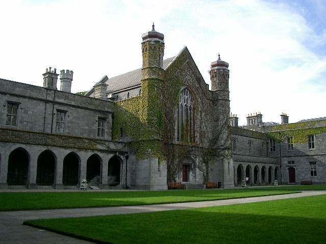 National University of Ireland Vacation Programme for younger teens IH Galway