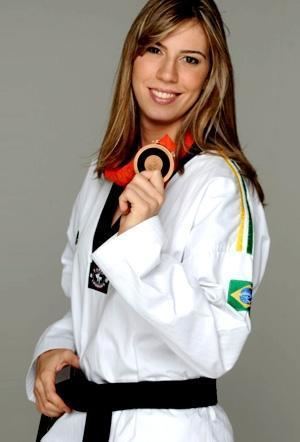Natália Falavigna Conhea alguns atletas cristos brasileiros nas Olimpadas de