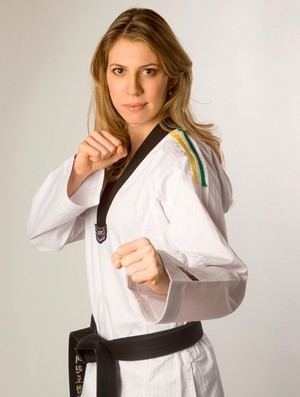Natália Falavigna Referncia no taekwondo Natlia Falavigna d aula gratuita em
