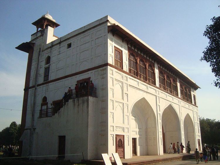 Naubat Khana (Red Fort)