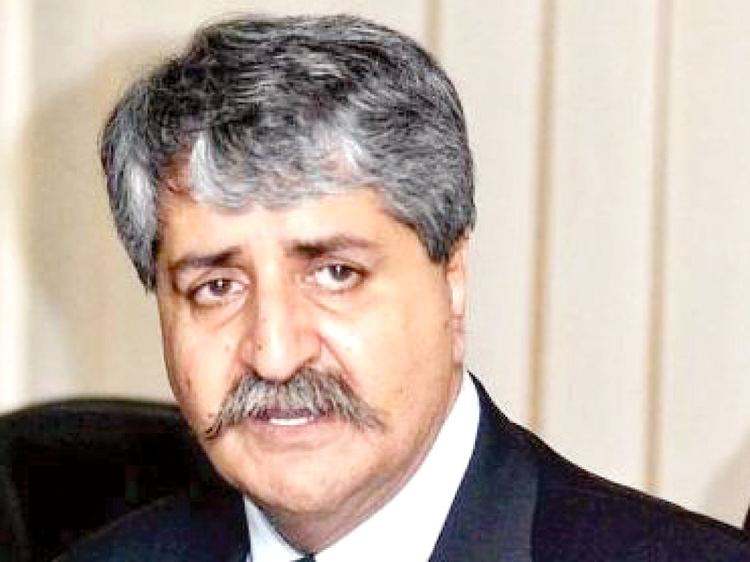 Naveed Qamar Multibillion rupee scam NAB grills Pervaiz Ashraf