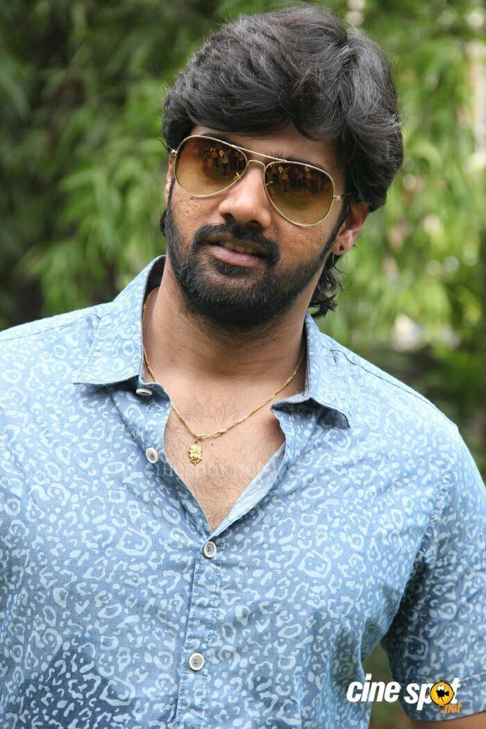 Naveen Chandra NaveenChandraatSarabhamPressMeet5jpg