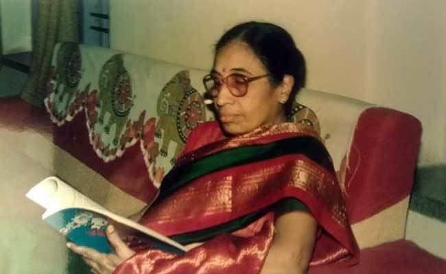 Nayani Krishnakumari Writer Educationist Nayani Krishnakumari Dies At 86