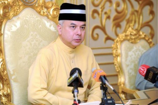 Nazrin Shah of Perak Sultan Nazrin Shah Tell me the truth don39t hide anything