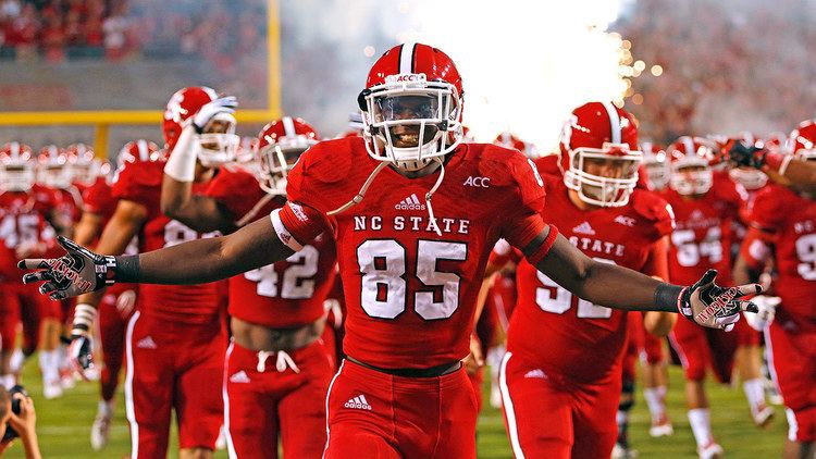 NC State Wolfpack football NC State Wolfpack 2014 Uniforms 85 35 St Petersburg Bowl