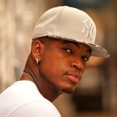 Ne-Yo Shaffer Chimere Smith better known by his stage name NeYo is an