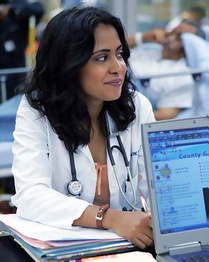 Neela Rasgotra Parminder Nagra as Dr Neela Rasgotra in ER Series Pinterest