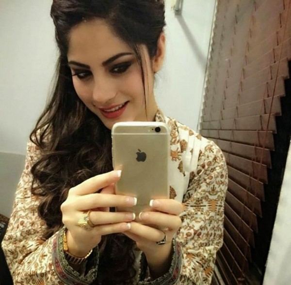 Neelam Muneer Pakistani Actress Neelam Muneer With FamilyUnseen Pictures