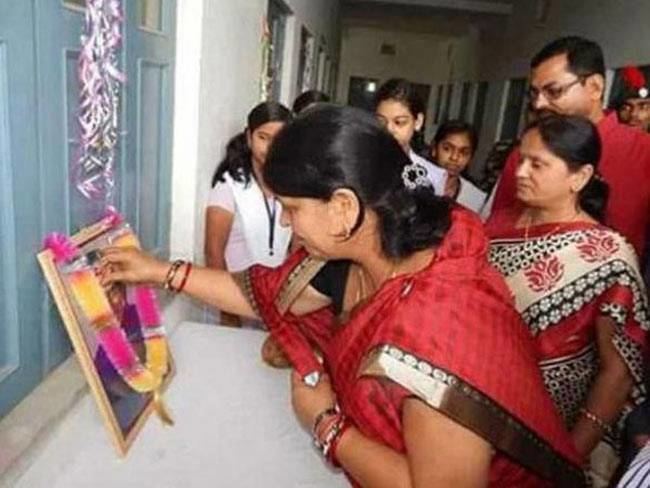Neera Yadav (politician) jharkhand education minister neera yadav who paid tribute to alive