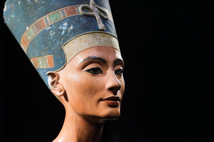 Nefertiti Is Nefertiti in Tut39s Tomb The New Yorker