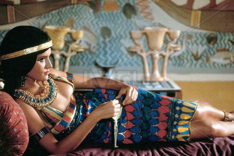 Nefertiti, figlia del sole Nefertiti figlia del sole 1995 Cinema 38