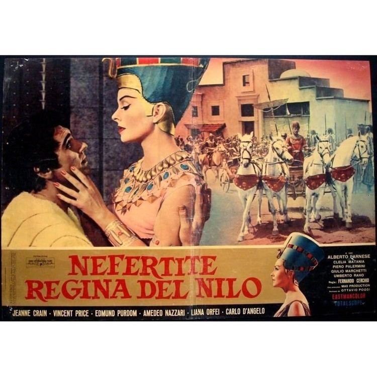 Nefertiti, Queen of the Nile Nefertiti Queen Of The Nile Nefertiti Regina del Nilo Italian