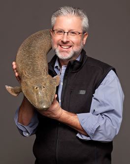 Neil Shubin Your Inner Fish NEWS of the College of Arts Sciences at Syracuse
